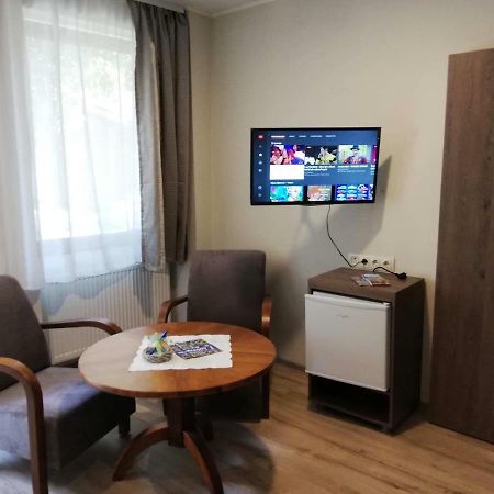 Doppelbettzimmer Apartment บราชอฟ ภายนอก รูปภาพ